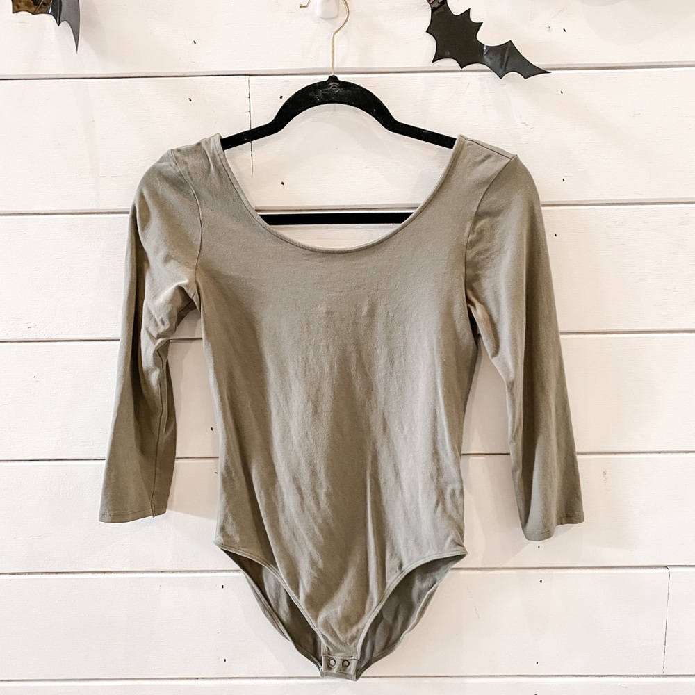 Express body suit